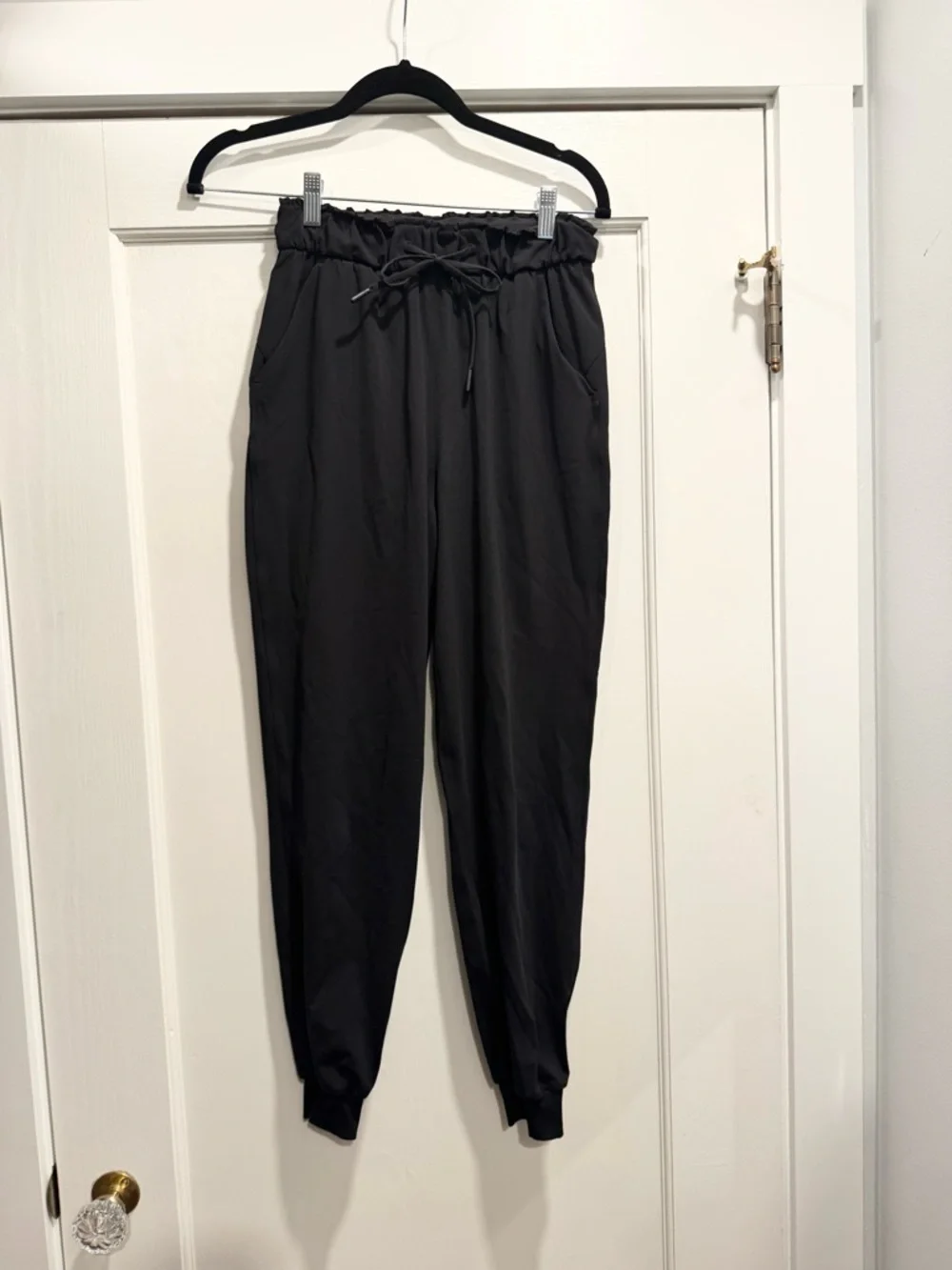 Lululemon Stretch High Rise Jogger Black Athletic Athleisure Outdoor Hiking Gym - Picture 4 of 11